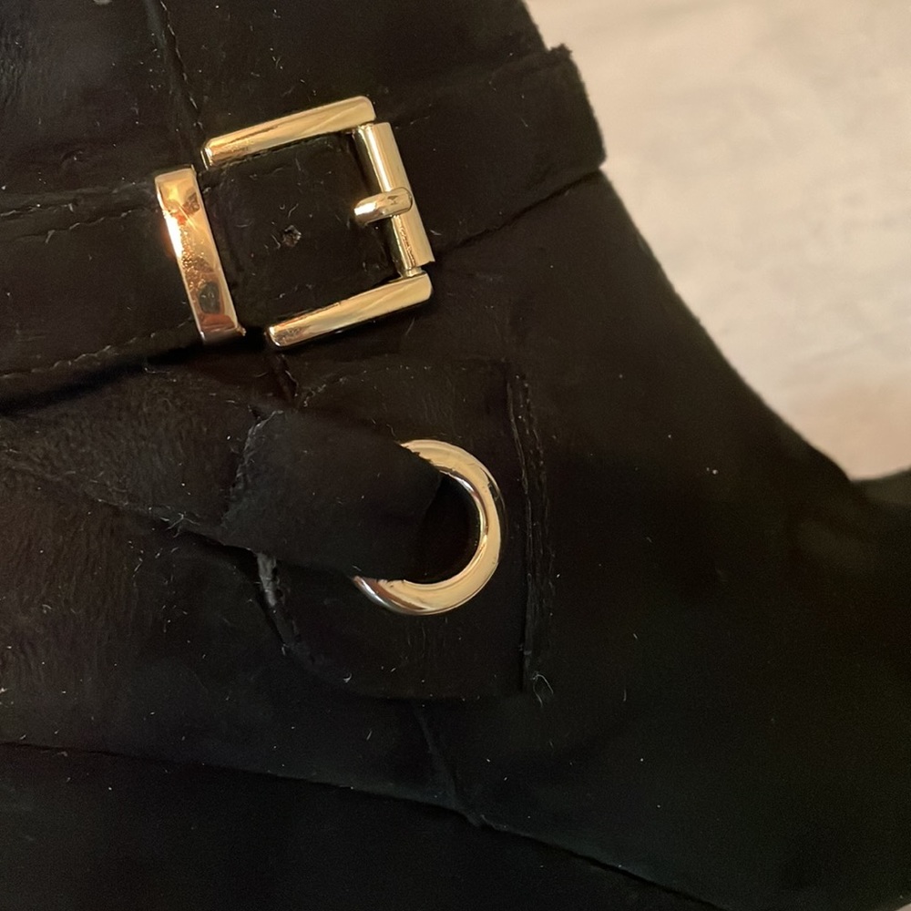 Unique black and gold booties - Picture 5 of 6